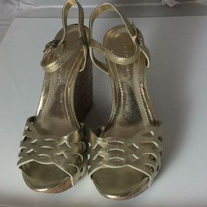We are selling (5.5) BCBGENERATION shoes